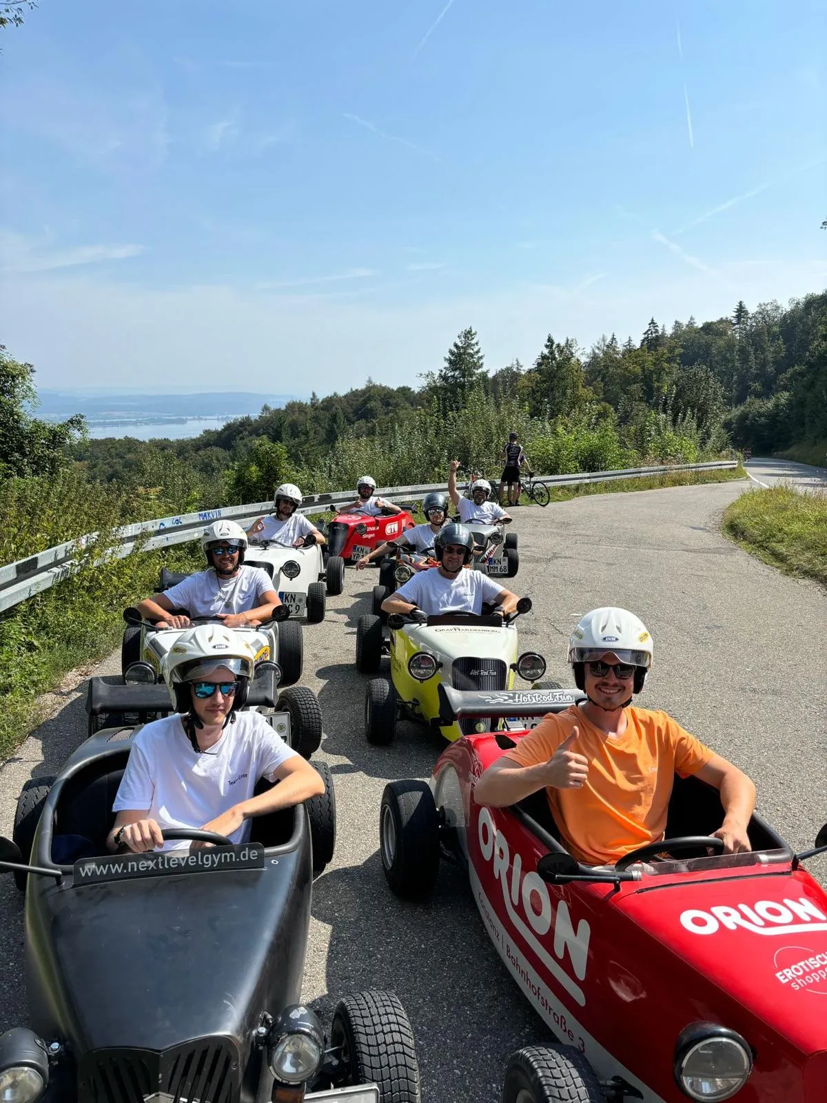 Hot Rod Cruise along Lake Constance